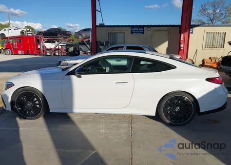 2024 Mercedes-Benz Cle 450 4Matic z USA, uszkodzony, nr VIN W1KMJ6BB6RF038378